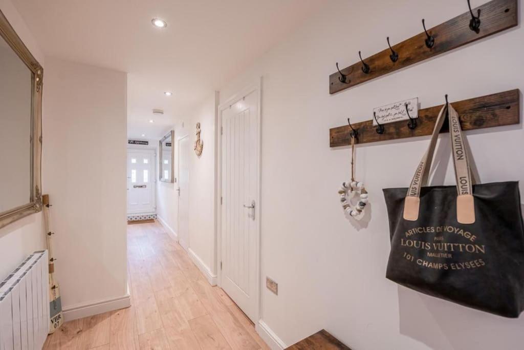 The Hideaway Luxury 5* 2 Bed Garden Apartment 斯卡伯勒 外观 照片